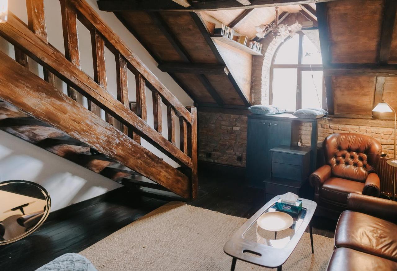 Gallery Loft Piatra Neamt Luaran gambar